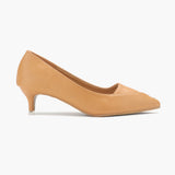 Basic Pumps tan side profile with heel