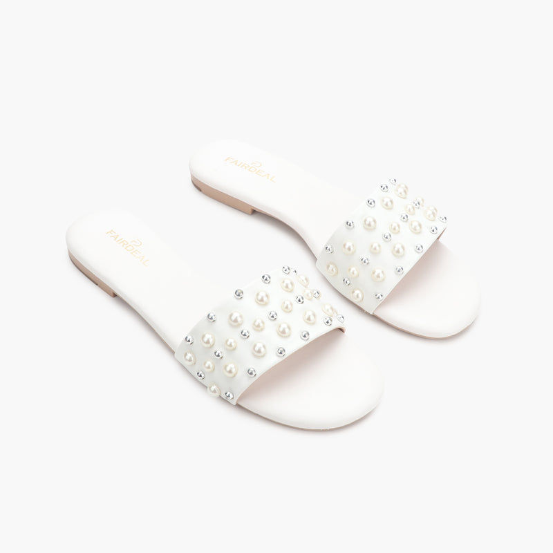 Minimalist Sequential Pearl Slides white side angle