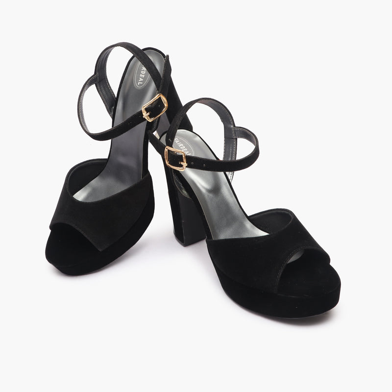 Bold Platform Sandals black