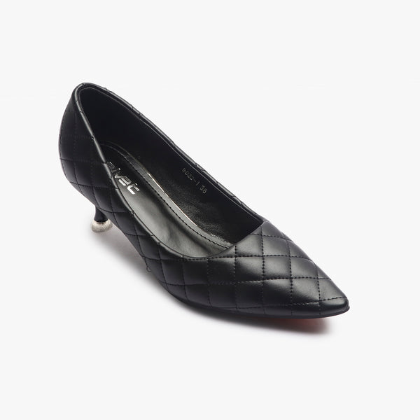 Quilted Pumps black side single