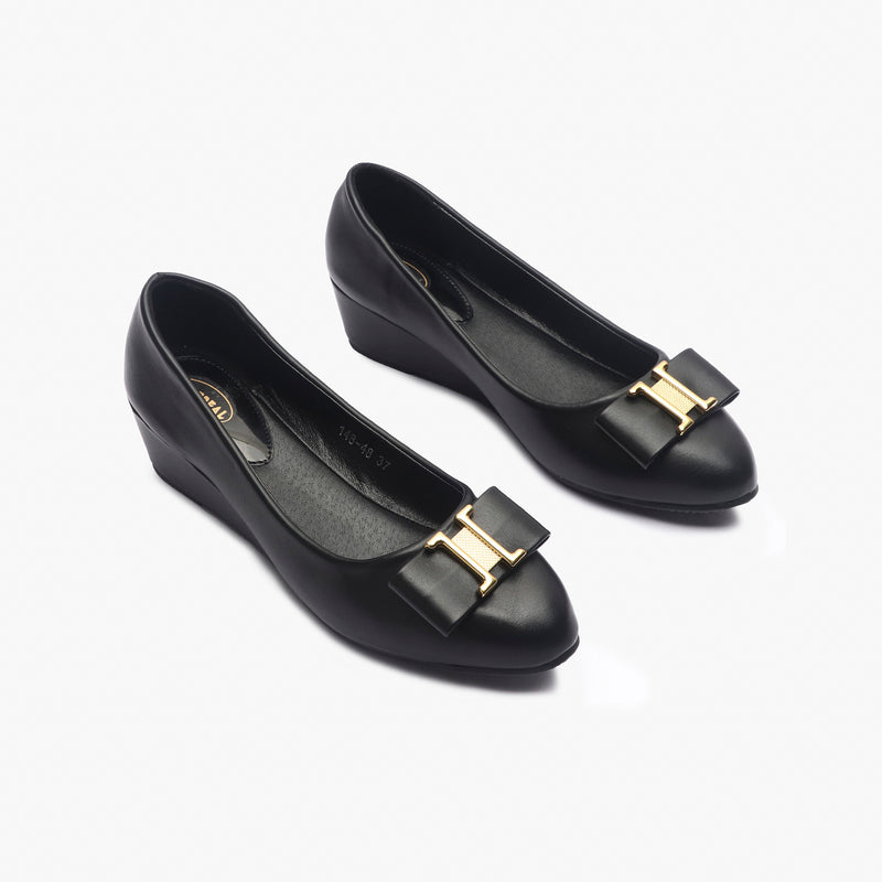 Buckle Accented Wedge Heel Ballerinas1