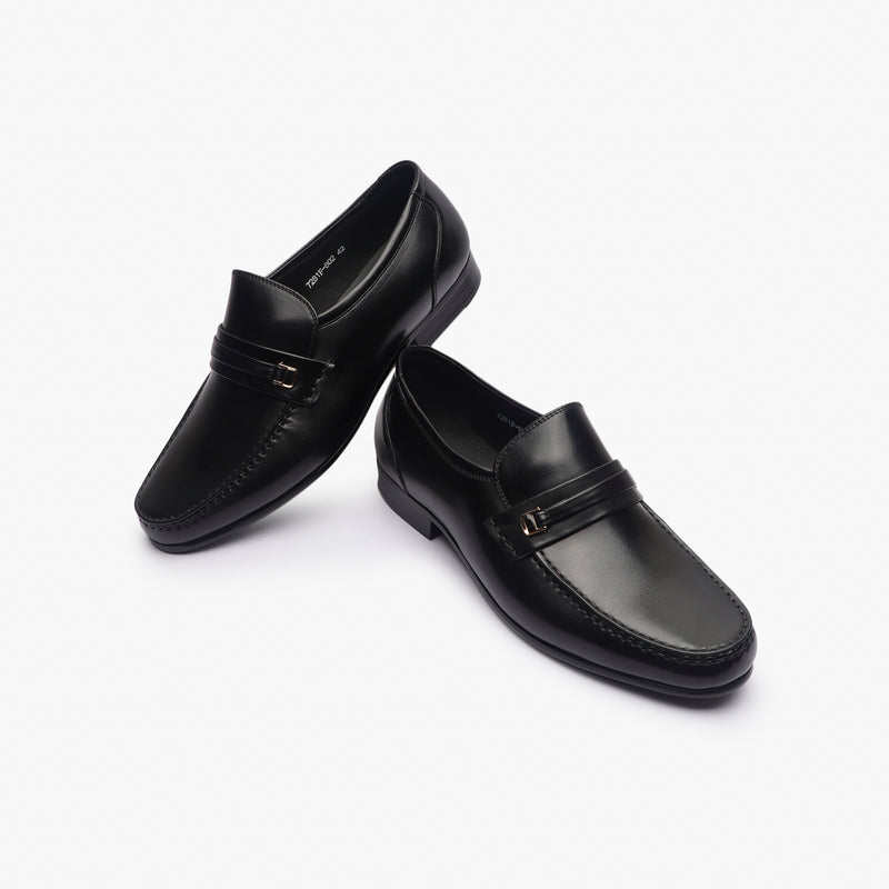 Compact Toe Slip Ons black