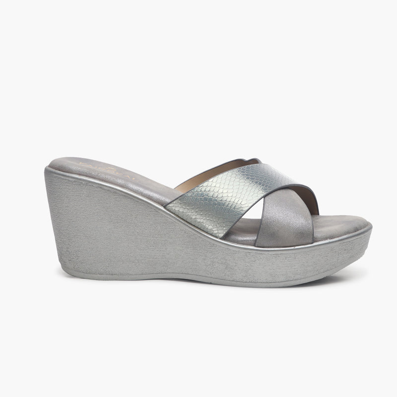 Dual Tone Cross Wedges grey side profile