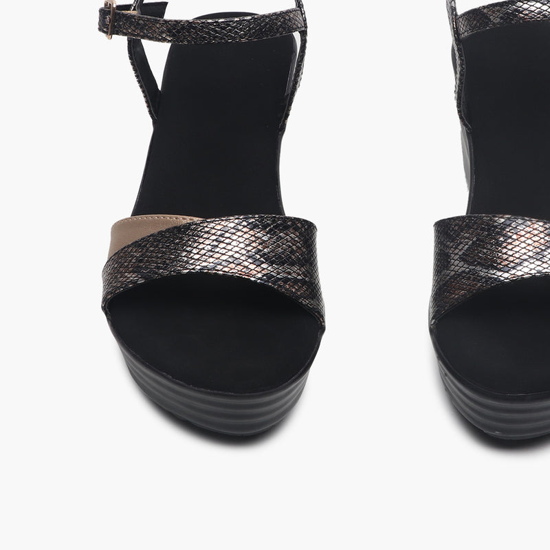 Wedge Heel Sandals black front zoom